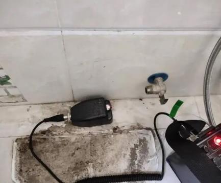浚县屋顶漏水维修公司分享下卫生间漏水的危害及解决方法